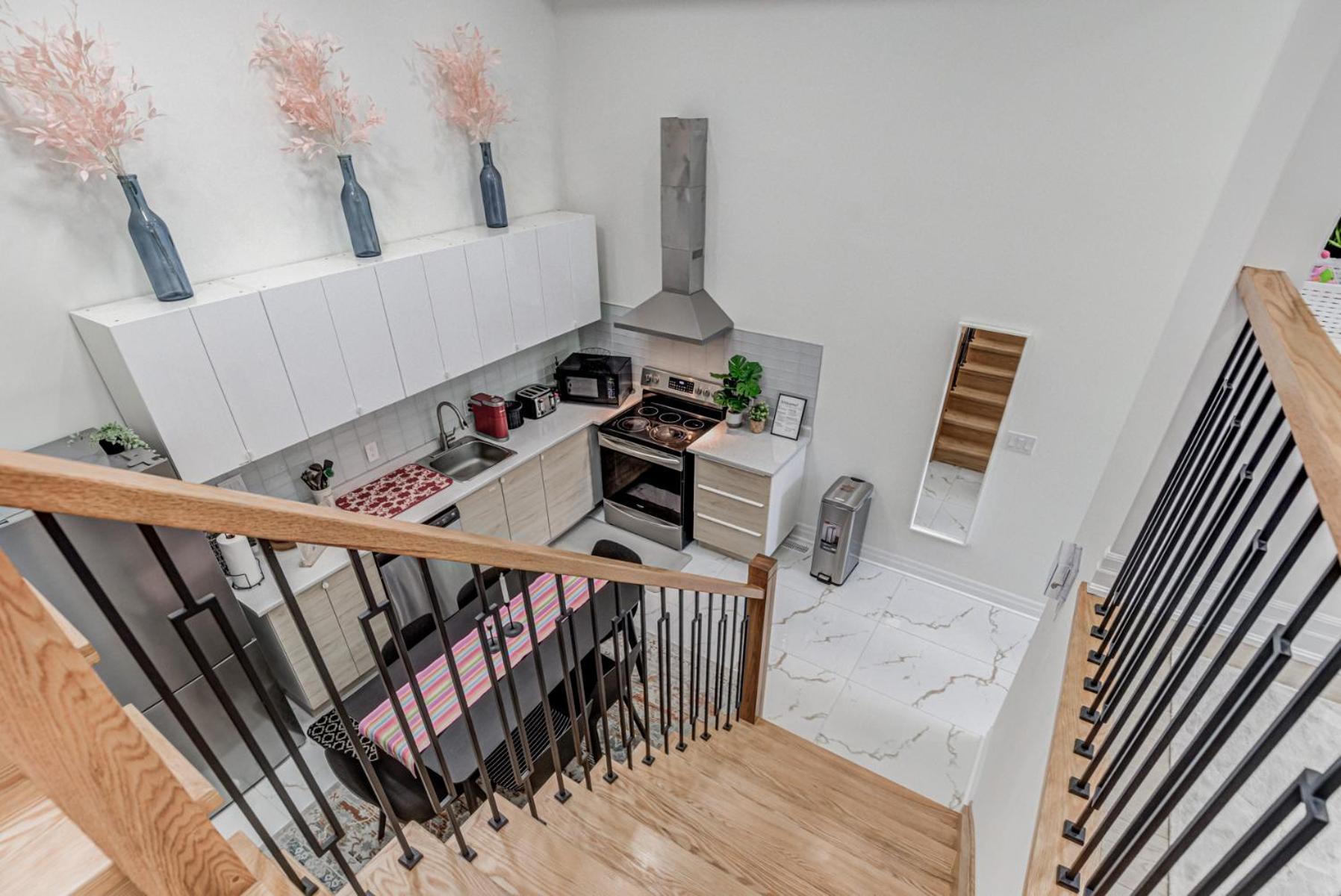 Modern City Living -Newly Built Торонто Экстерьер фото